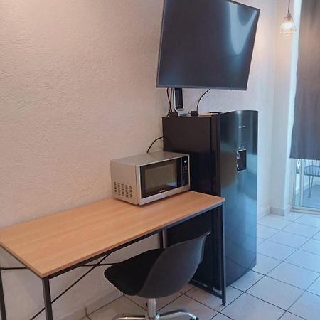 Lovely Studio Apartment With Balcony Ac & Wi-Fi, Minutes From Downtown! ซีฮัวตาเนโค ภายนอก รูปภาพ