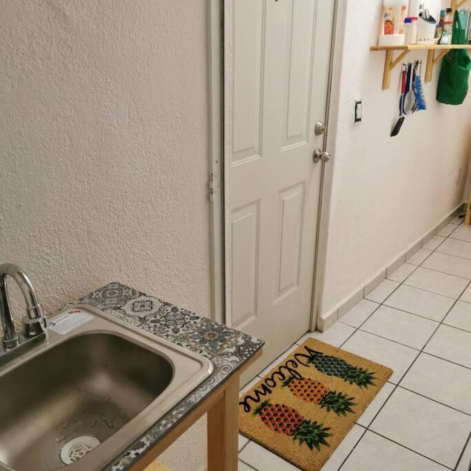 Lovely Studio Apartment With Balcony Ac & Wi-Fi, Minutes From Downtown! ซีฮัวตาเนโค ภายนอก รูปภาพ