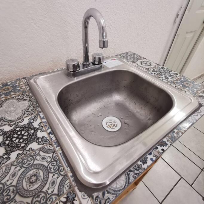 Lovely Studio Apartment With Balcony Ac & Wi-Fi, Minutes From Downtown! ซีฮัวตาเนโค ภายนอก รูปภาพ